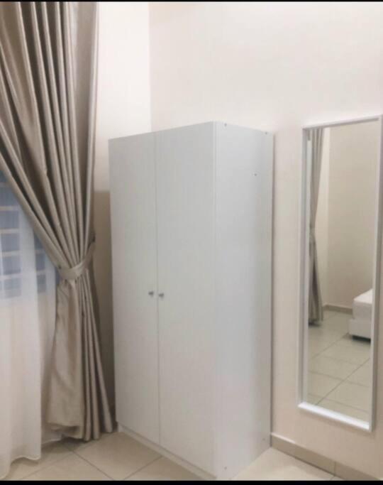 Rumahku Homestay, Taman Jasin Perdana ภายนอก รูปภาพ