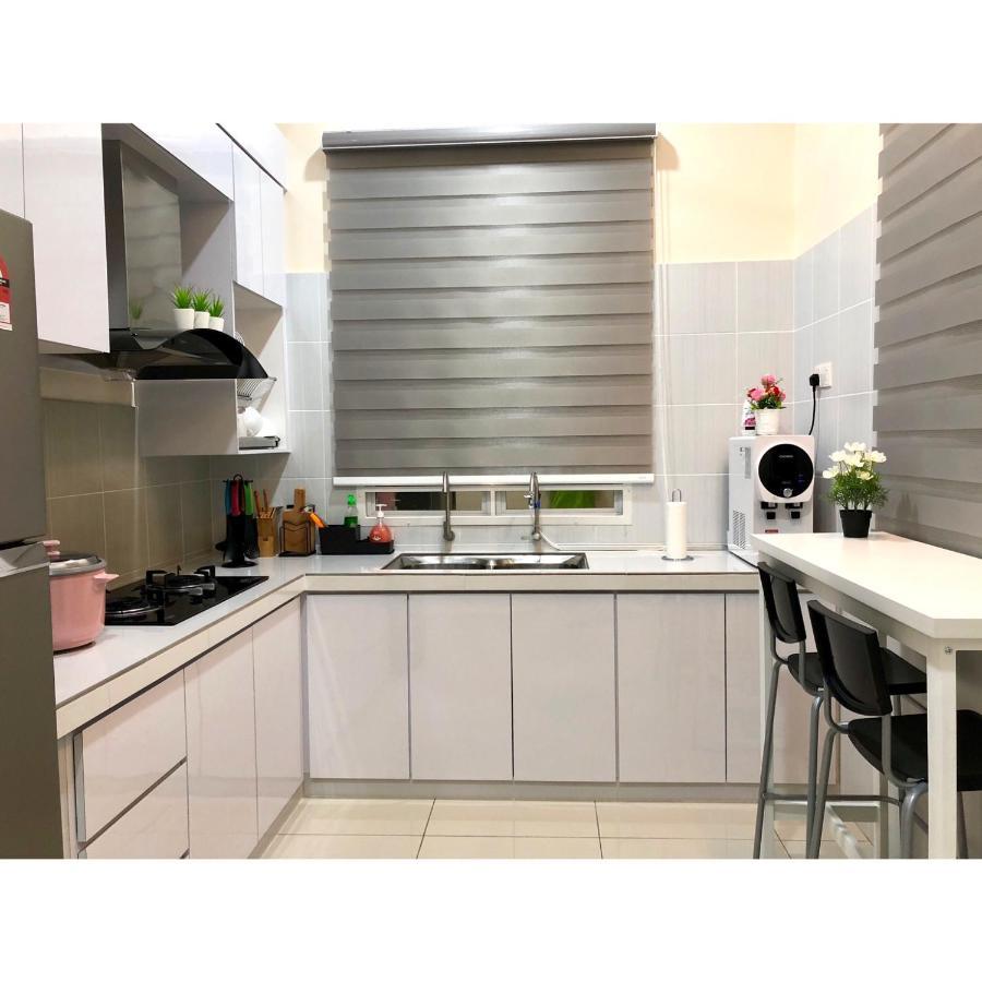 Rumahku Homestay, Taman Jasin Perdana ภายนอก รูปภาพ